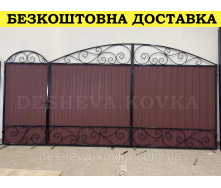 Кованые ворота из профнастилом и элементами ковки