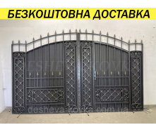Кованые ворота с калиткой и пиками