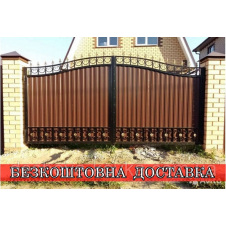 Кованые ворота из элементами ковки и калиткой