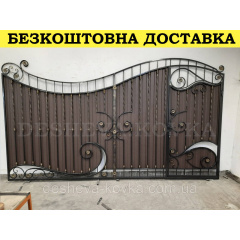 Кованые ворота из встроенной калиткой и профнастилом Біла Церква