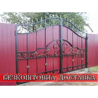 Кованые ворота из профнастила