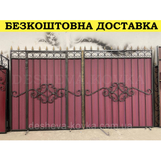 Кованые ворота из профнастилом и коваными элементами