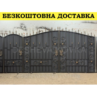 Ворота из профнастилом и элементами ковки