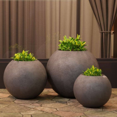 Вазон бетонный Сфера M 57x65x65 см, уличный садовый RAL K7 Classic Шостка