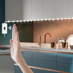 Світлодіодна стрічка з датчиком руху Inspire LED USB 5V 4W 6000К холодний 1m 60led Білий Орехов