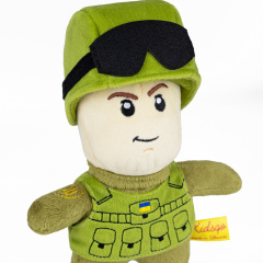 М'яка іграшка KidsQo солдат ЗСУ без бороди 25см (KD703) Кривий Ріг