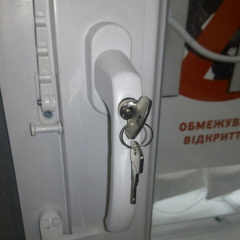Ручка віконна із замком Antey WH-008 Білий Винница