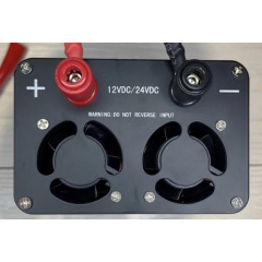 Інвертор перетворювач напруги з 12/24V в 220V 1600W з USB та дисплеєм OEM (INV1600) Орехов