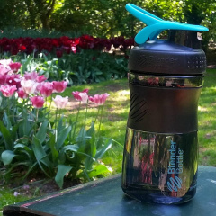 Шейкер спортивный Blender Bottle SportMixer 20oz/590ml Black Teal (1838397999) Кам'янське
