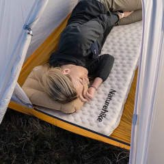Коврик самонадувной Naturehike CNK2300DZ013 овальный 185х55х3.5см Светло-серый (1047-6976023926983) Черновцы