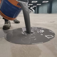 Эпоксидная глянцевая краска 1 кг Epoxy Paint 180 REAL для промышленных полов, металла и бетона Белая Церковь