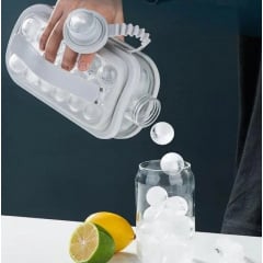Портативная силиконовая форма для льда OPT-TOP ICE Cube Tray бутылка 2в1 на 17 шариков Белый (2104618556) Чернівці