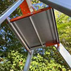 Стремянка свободностоящая 1.5 м из алюминия на 7 ступеней Стандарт Орехов