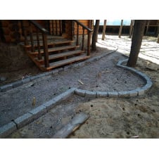 Гранітний бордюр колотий (Покостування)