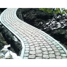 Брусчатка гранітна галтована (окатана, зістарена).