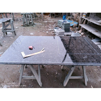 Стільниці з граніту та піщаника