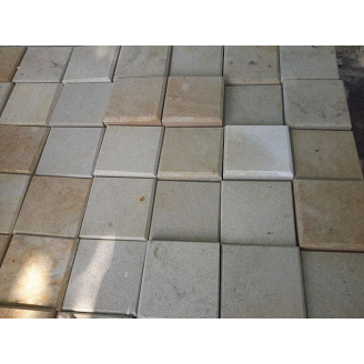 Брусчатка пиляна окатана з пісковику 10*10*3