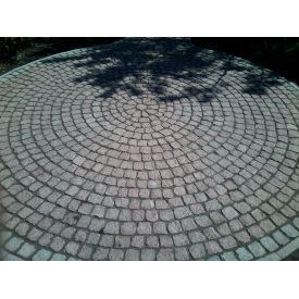 Брусчатка гранітна червона (окатанна). Лезниковий граніт