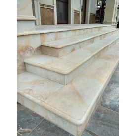 Сходи з піщаника