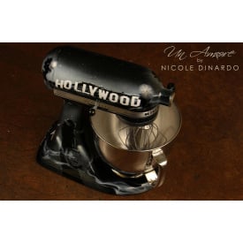 Миксер планетарный KitchenAid 5KSM150 с аэрографией Hollywood от Nicole Dinardo