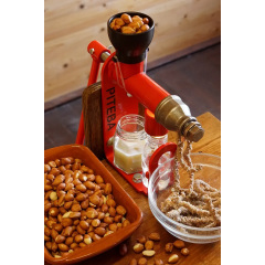 Шнековий ручний олійний прес PITEBA + монтажне кріплення Умань