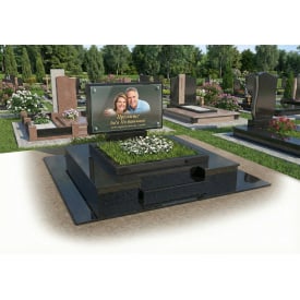 Подвійний пам'ятник із п'єдесталом