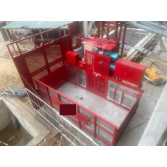 Мачтовый грузовой подъемник SC350 грузоподъемностью 3,5 тонн с открытой кабиной. Киев