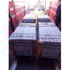 Гранітний бордюр пиляний ГП-5 садовий Покостівка світло-сірий 20*8 см