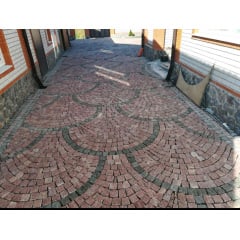 Гранітна бруківка пиляно-колота червона (Лезніки) Червоноград