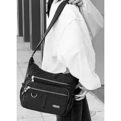 Жіноча сумка крос-боді Confident 25x10x27 см Чорний (2197320456) Київ