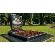 Елітний гранітний пам'ятник для сімейної пари габстро