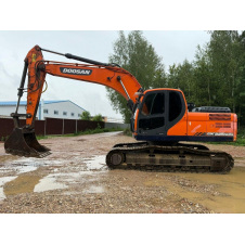 Оренда гусеничного екскаватора Doosan DX225 22 тонни