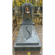Одинарний пам'ятник із фігурною стелою сірий граніт