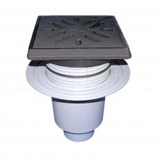 Дворовий трап Hutterer&Lechner HL616.1/5 серії Perfekt вертикальний з обтискним фланцем