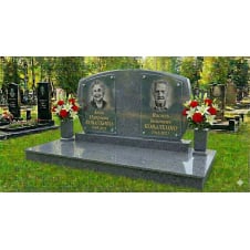 Подвійний горизонтальний пам'ятник із майданчиком 2 сірий граніт