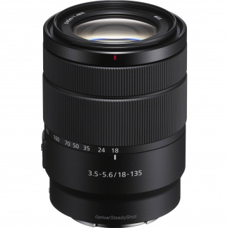 Об'єктив Sony E 18-135mm f/3.5-5.6 OSS (SEL18135)