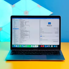 Ноутбук Apple MacBook Air 13` 8/256GB Space Gray 2020 (MGN63) Б/У