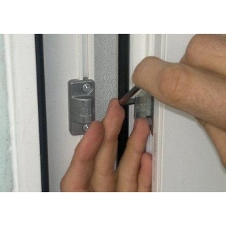 Регулювання фурнітури стулки вікна з перевстановленням склопакета