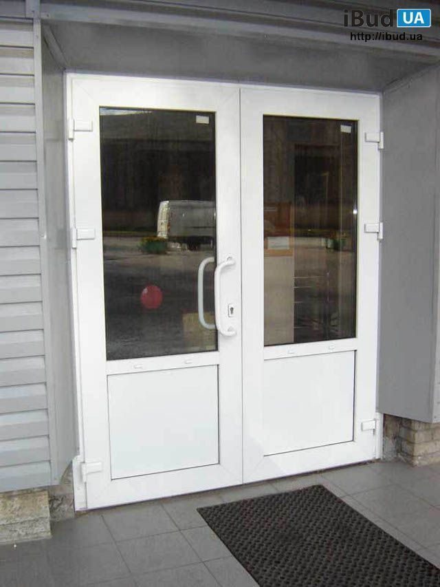 Металлопластиковая входная дверь