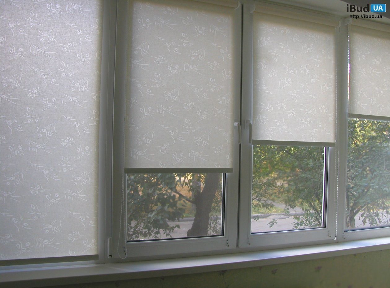 Рулонные шторы на балкон