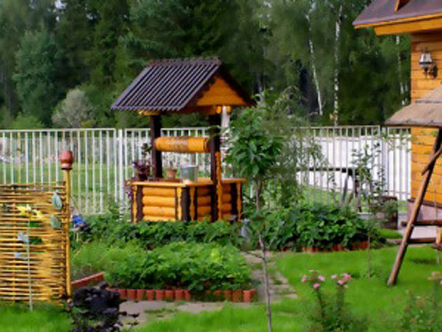 Русский колодец — оригинальное украшение для сада + 54 фото идеи