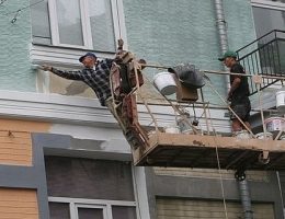 В центре Киева рекордными темпами ремонтируют фасады домов