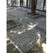 Бордюр гранитный Покостовский серый 250х200х80 мм пилено-колотый