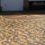 Тротуарна плитка Золотий Мандарин Старе місто 120х80 мм на сірому цементі коричневий Чернівці