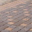 Тротуарна плитка Золотий Мандарин Стара площа 160х40 мм на сірому цементі коричневий Львів