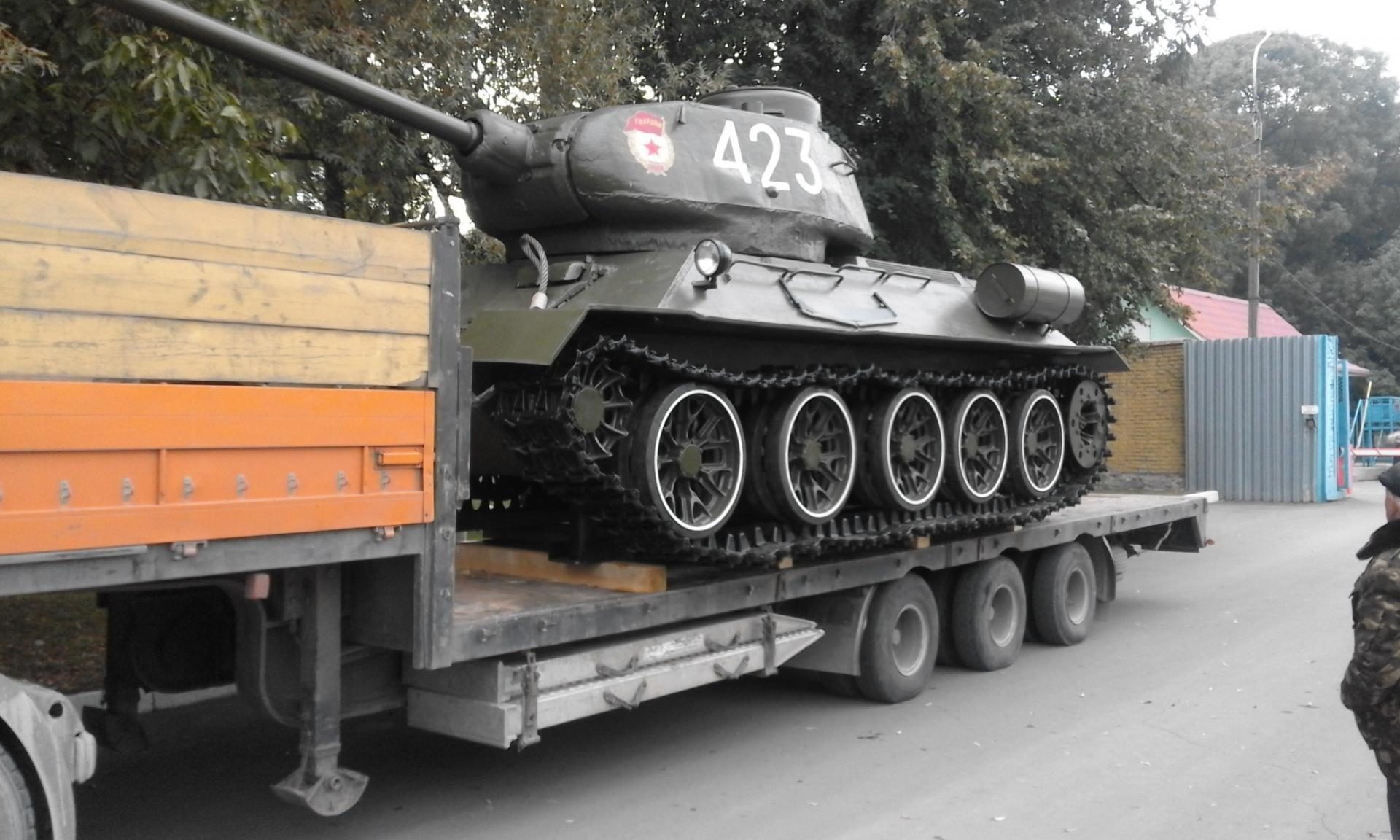 Перевезення танка Т-34