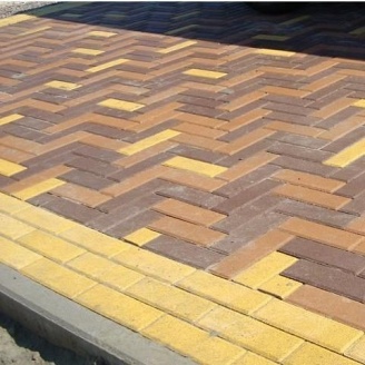 Тротуарна плитка Золотий Мандарин Цегла вузька 210х70х60 мм жовтий на сірому цементі
