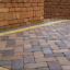 Тротуарна плитка Золотий Мандарин Цегла Антик 200х100х60 мм на сірому цементі коричневий Чернівці