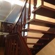 Лестница на больцах с декоративнимы балясинами темно-коричневая