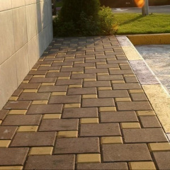Тротуарна плитка Золотий Мандарин Квадрат великий 200х200х60 мм на сірому цементі коричневий Київ
